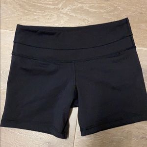 Spandex Lululemon Shorts sz 6